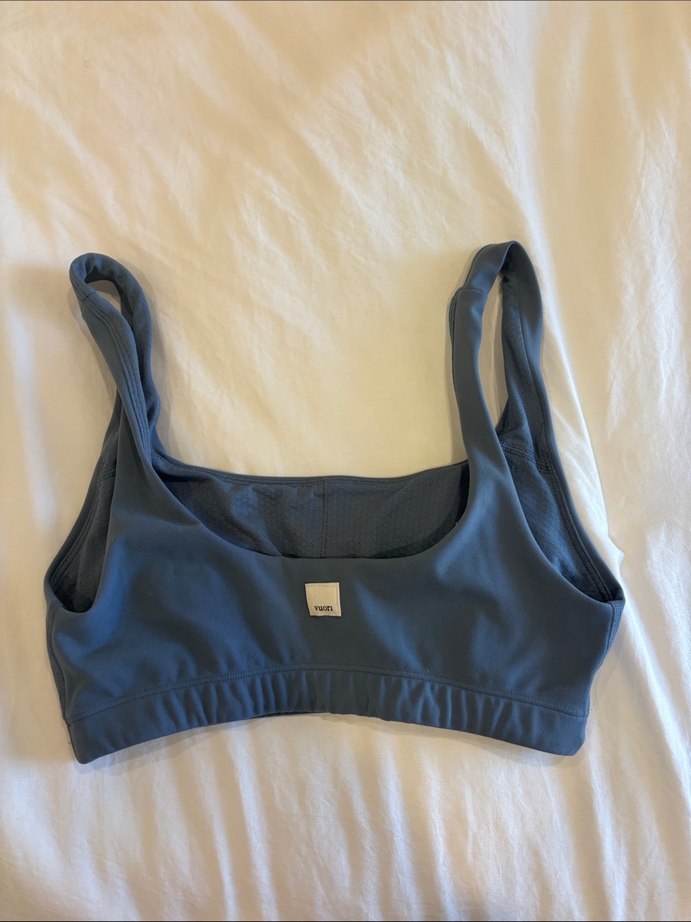 Vuori sports bra